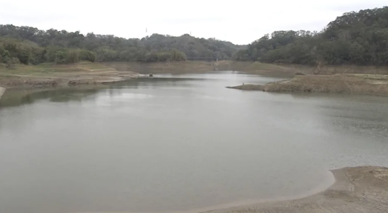 ä¸‹é›¨äº† çŸ³é–€æ°´åº«äººé€ é›¨è£œæ°´ç¿¡ç¿ æ°´åº«å‚™æˆ° 3å€‹æœˆå¾Œæœ‰ 2åº§çŸ³é–€ æ°´é‡ Bomb01