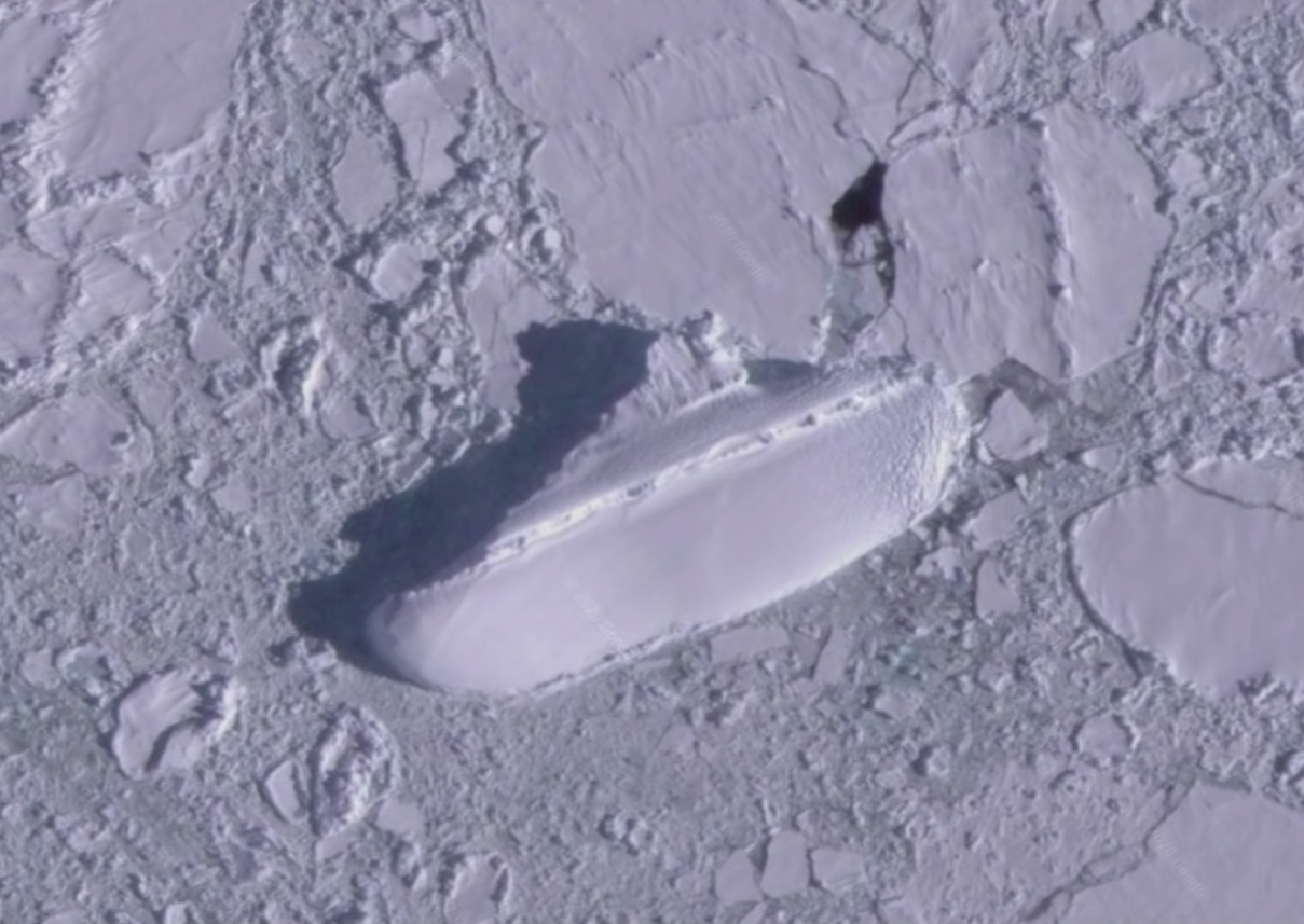 古代文明遺跡 Google Earth上發現 神秘南極冰船 謎團重重引網友猜測 應該是 方舟 吧 Bomb01